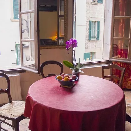 Provencal Charm Comfortable Vacation